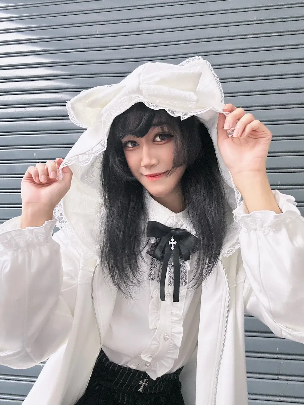 SaltyAom in a white ryousangata hoodie